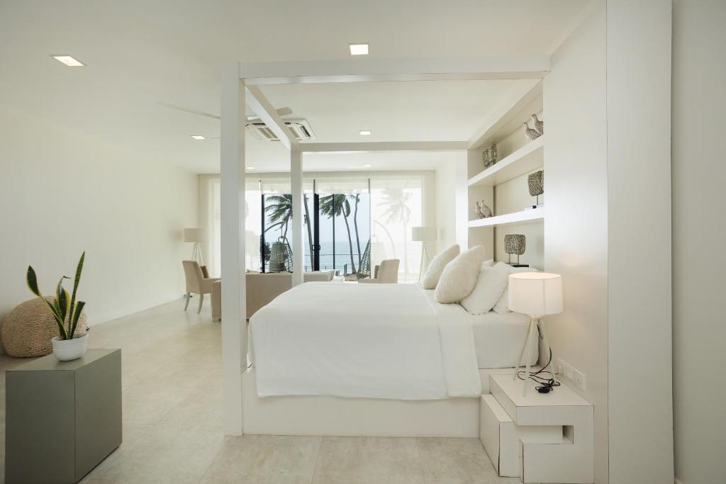 Green Turtle Villa By The Serendipity Collection