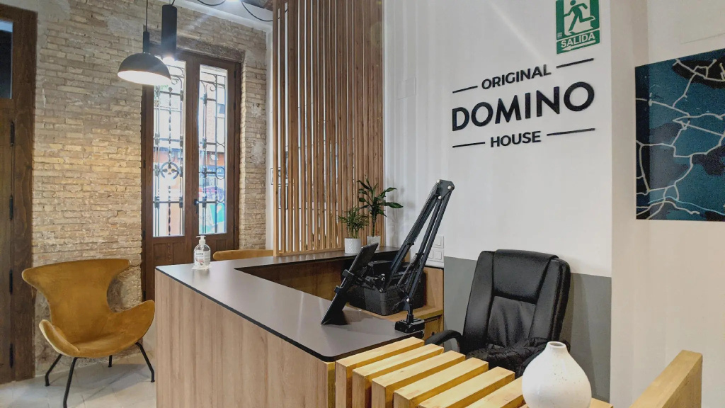 Original Domino House Hotel — фото
