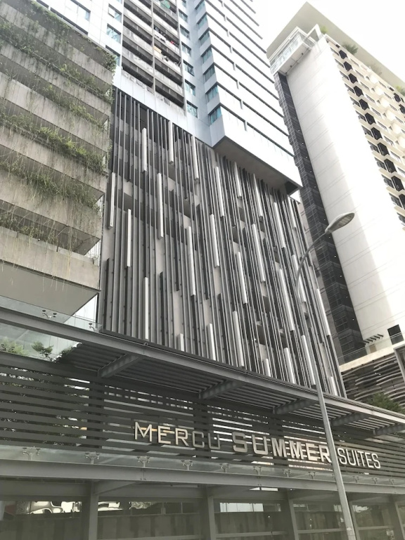 Mercu Summer Suites by MyFreedom