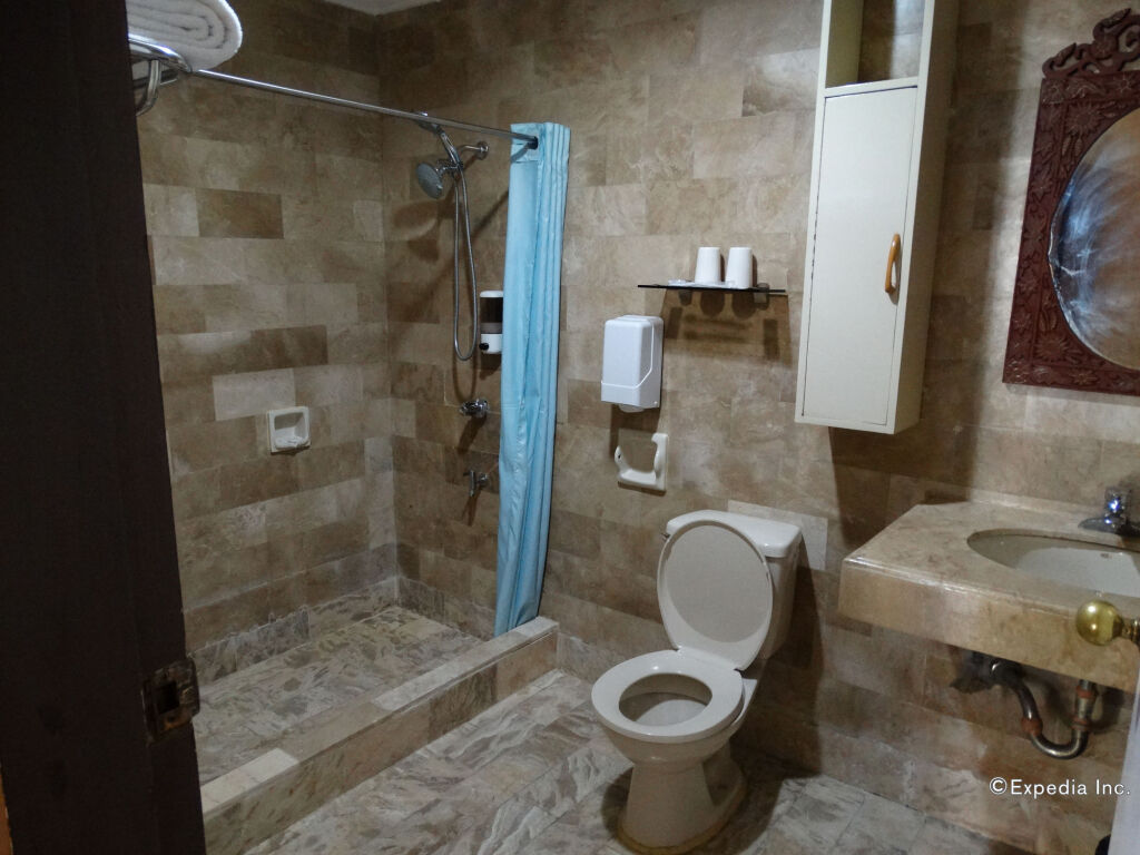 White Knight Hotel Intramuros by null