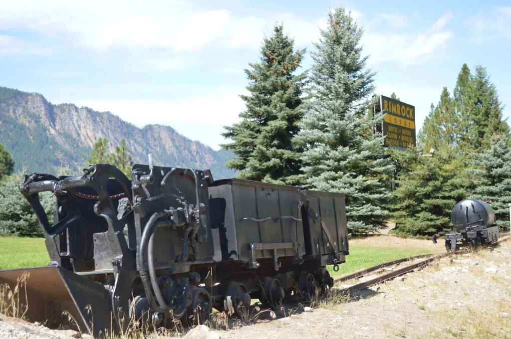 Rimrock Lodge