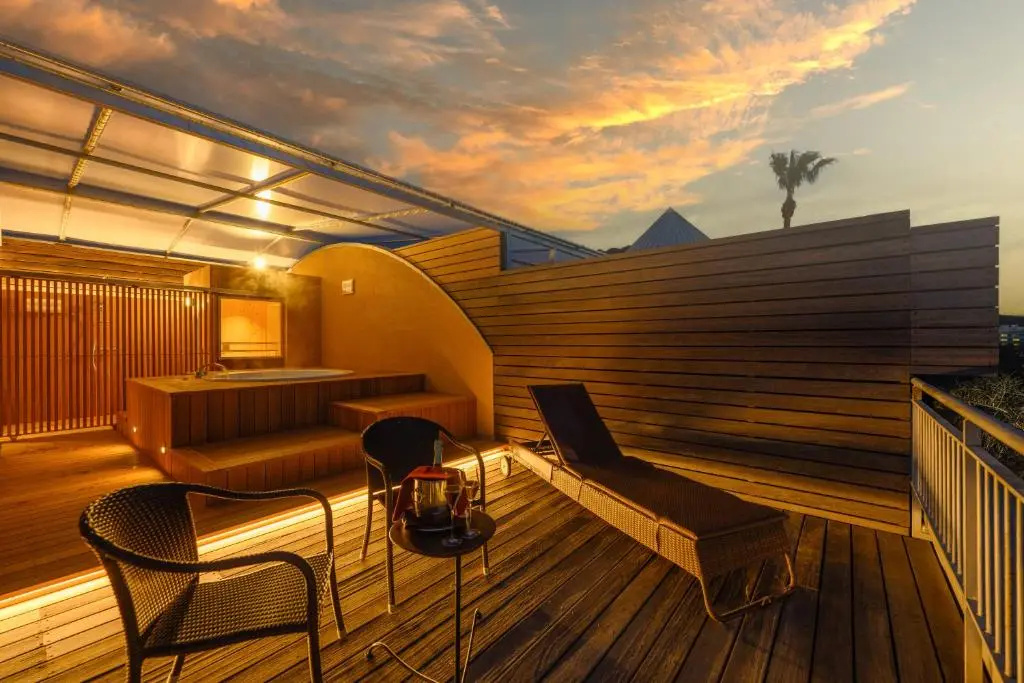 Resort Hotel Moanacoast - Chambres