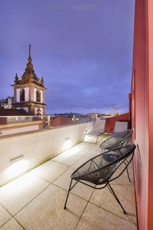 Premium Double room with balcony (full double bed)