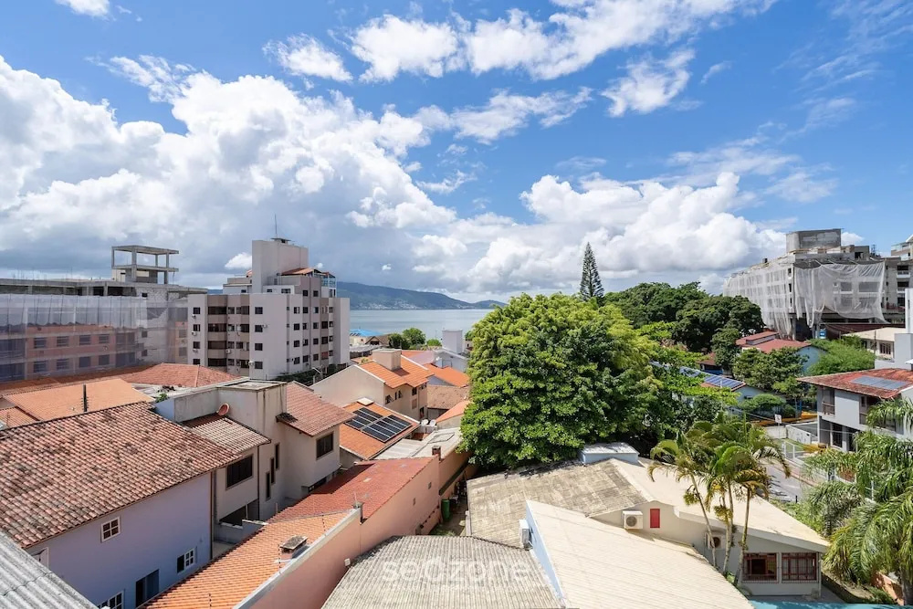 Stay in an Unbeatable Location in Coqueiros, Floripa - Mtts