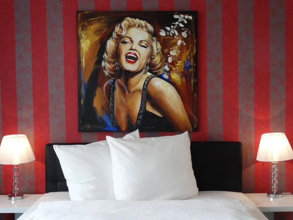 Standard Double room (full double bed)