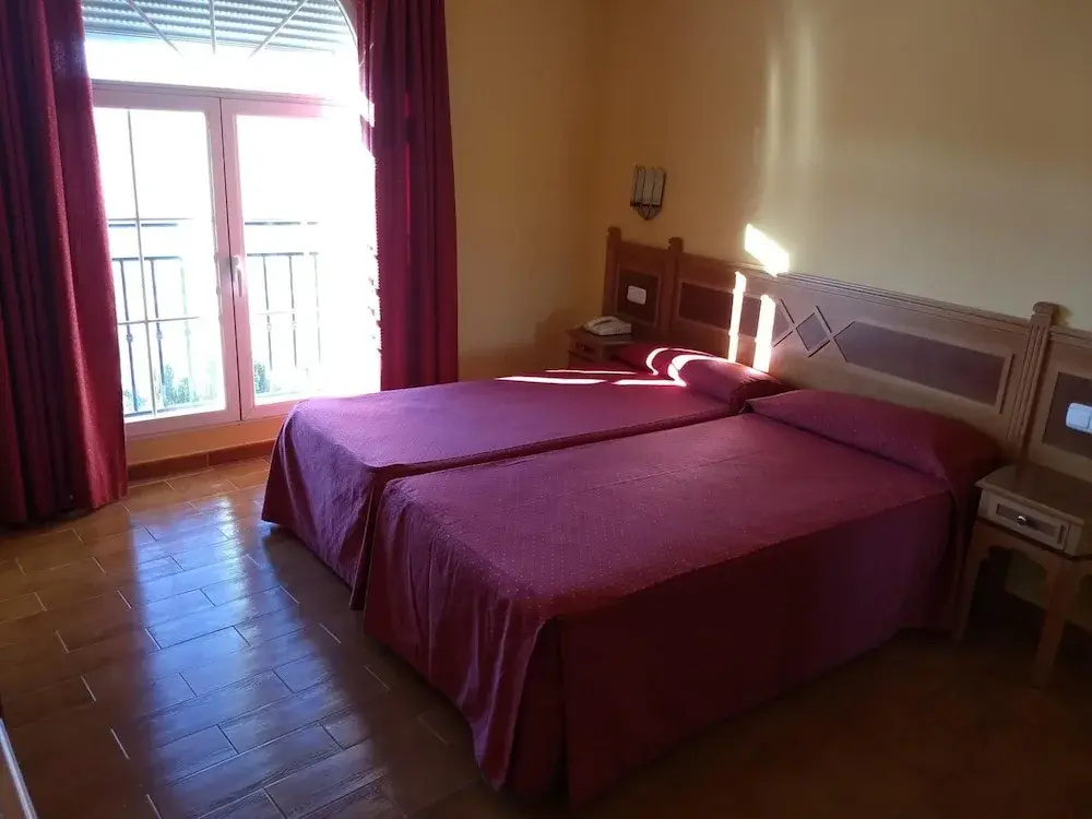 Standard Double room (full double bed)