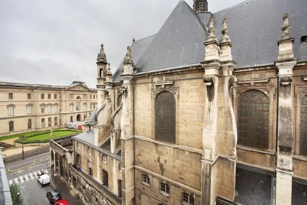 Sublime Apartment With AC Louvre Museum