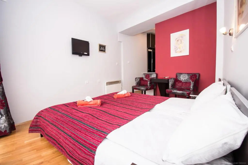 Standard Double room with balcony (full double bed)