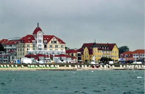 Beach & Waterfront