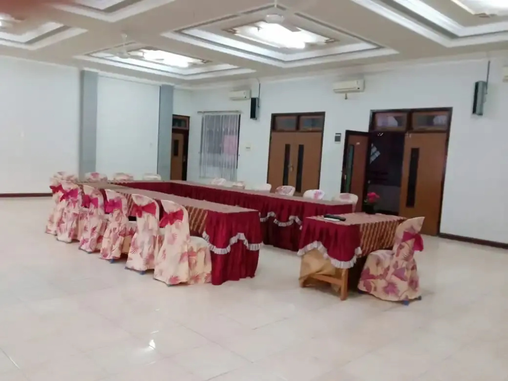 Hotel Namira Syariah Pekalongan - Chambres