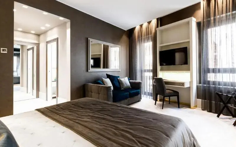 Deluxe Double room (full double bed)