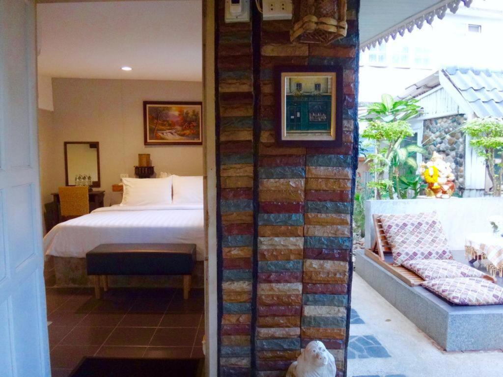 Stay With Me Guesthouse by null