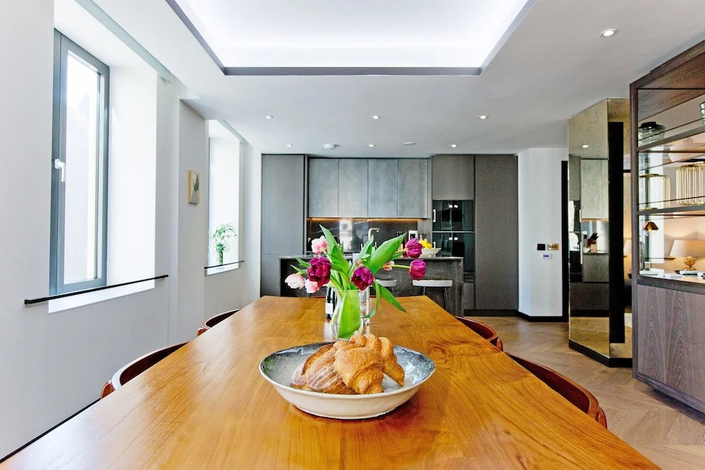 3-bed Deluxe Apt 101