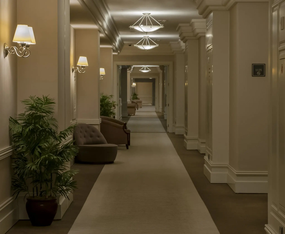 Lobby & Reception
