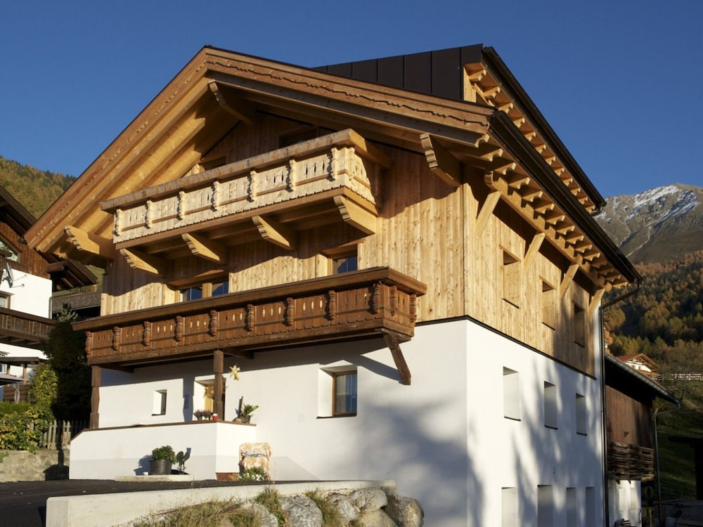 Cozy Apartment In Fendels Near Ski Area
