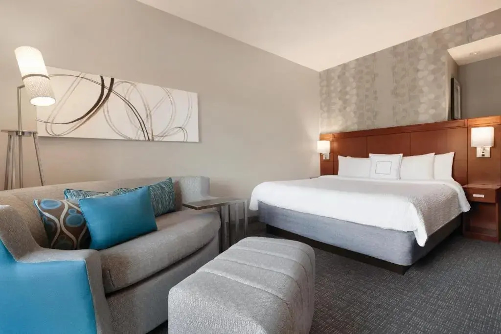 Courtyard by Marriott Charlotte Airport North - Chambres