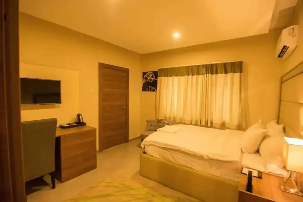 Hotel photo 11