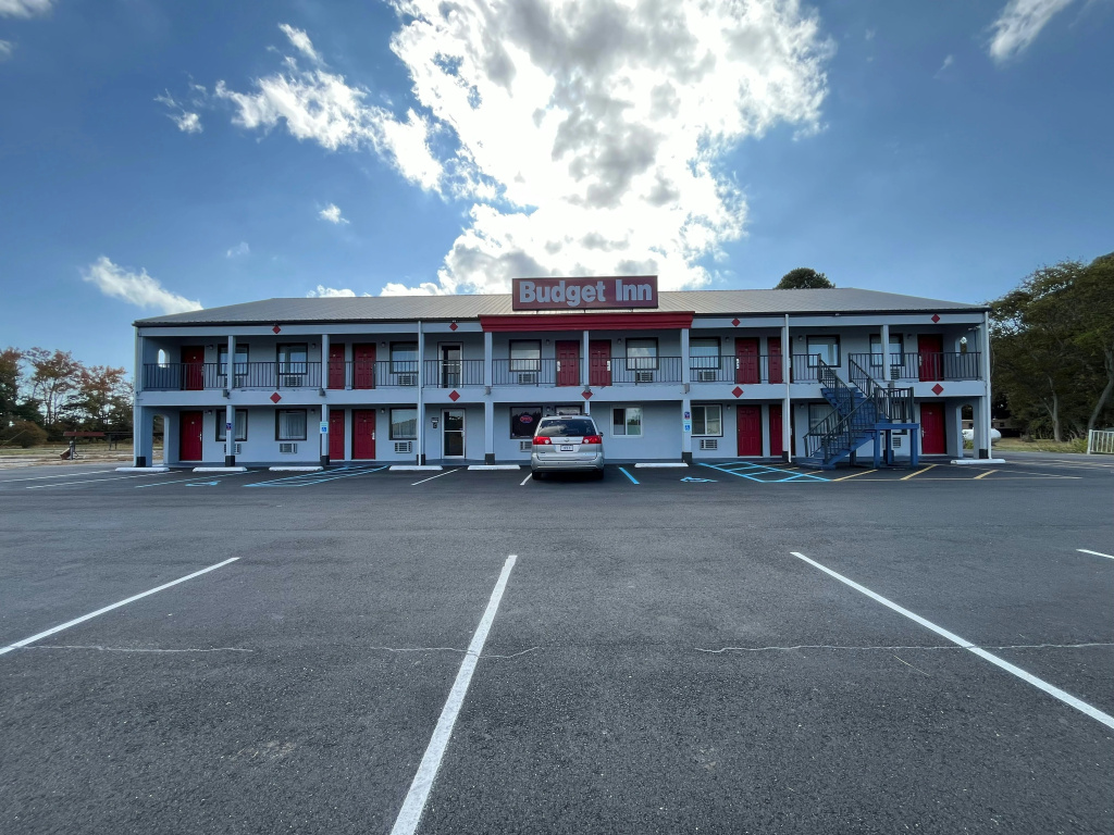 Budget Inn