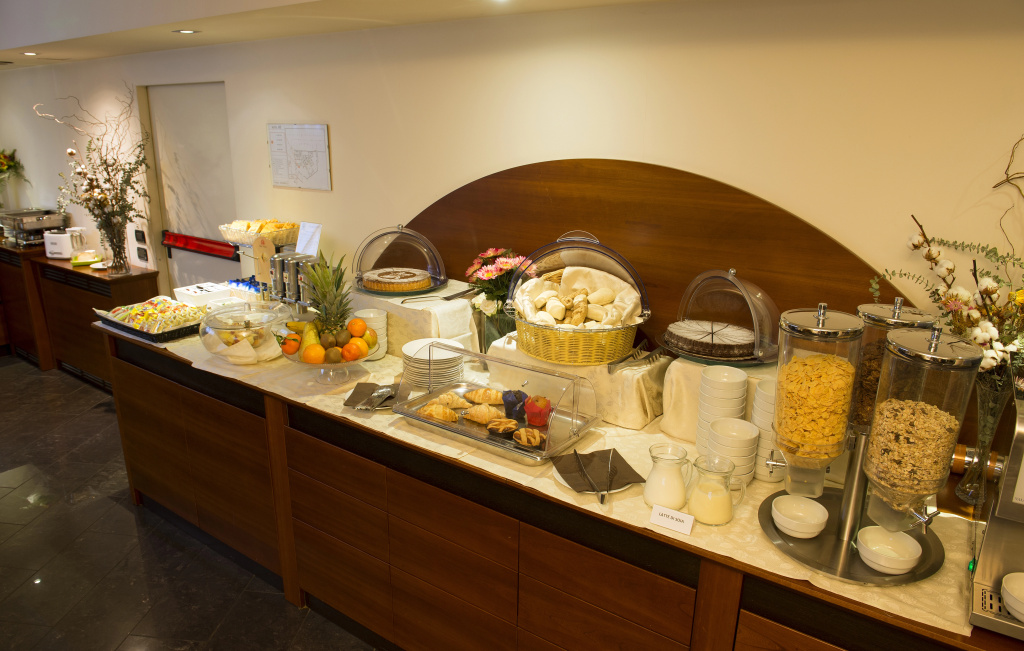 Hotel photo 12