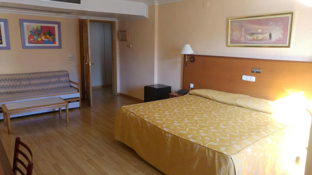 Bedroom