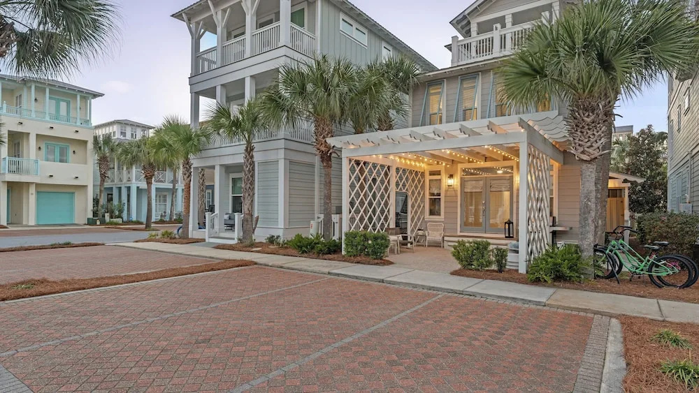 Southern Shores by Avantstay Seacrest Beach Resort Pool
