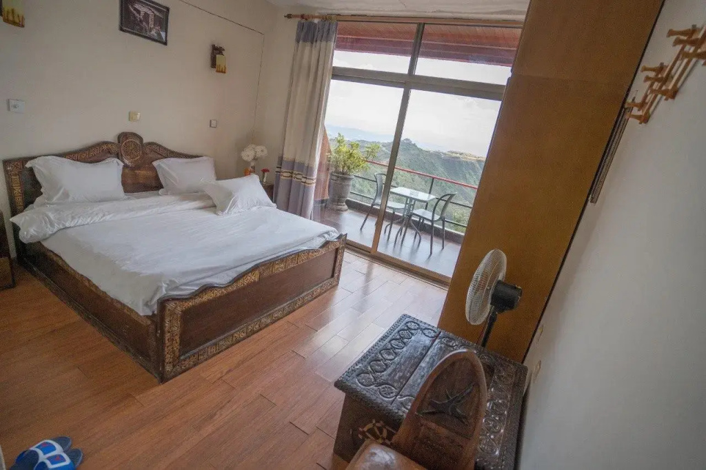 Standard Double room (full double bed)