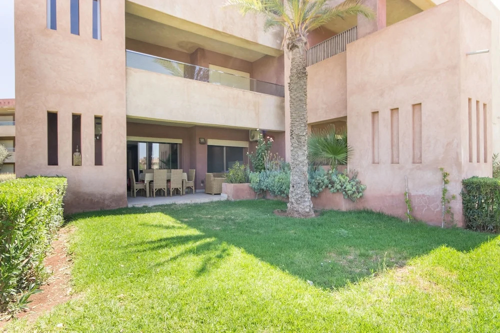 Family House in Prestigia