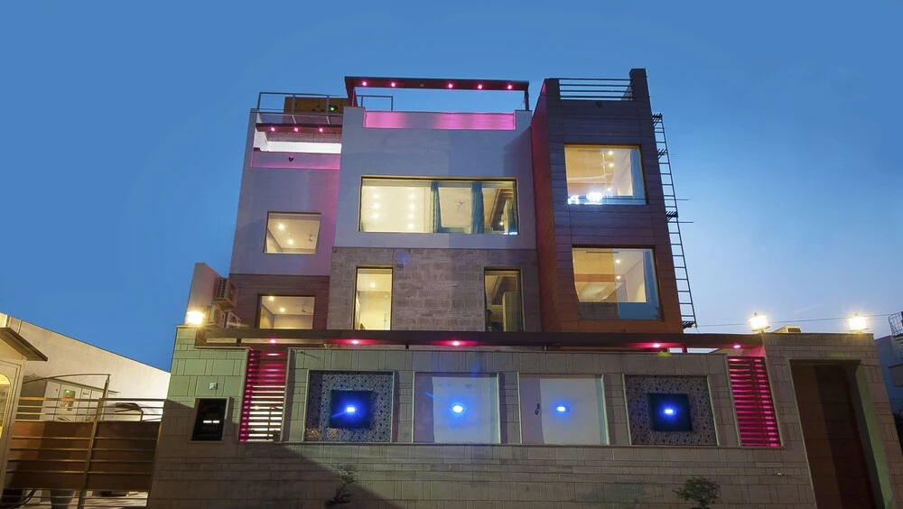 The Asian Suites-Huda City Centre