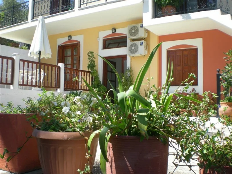 Balcony & Terrace