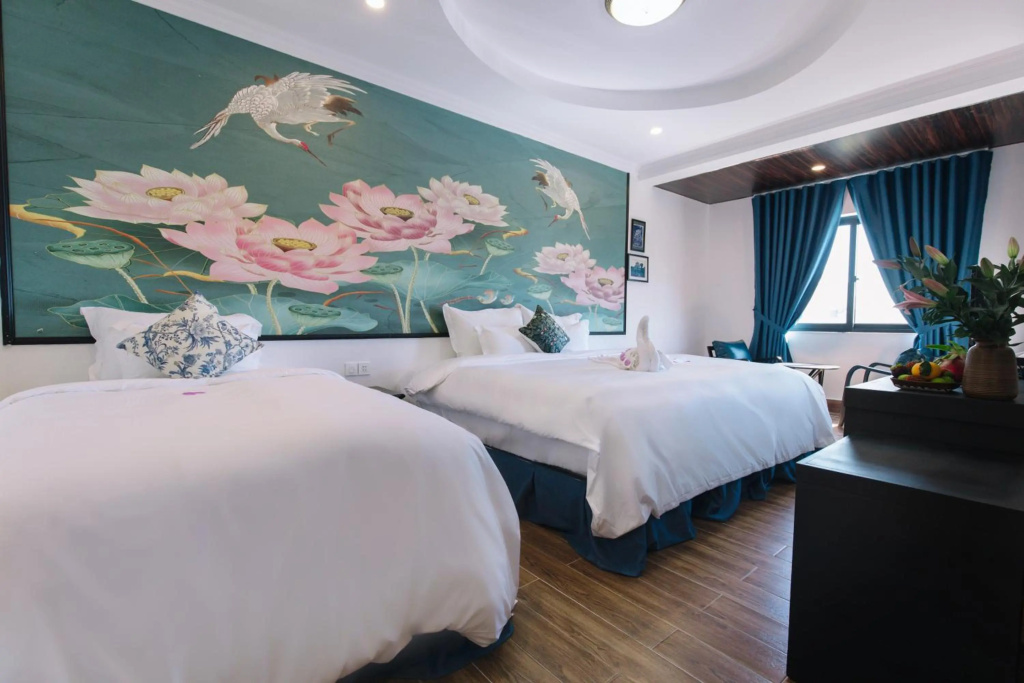 Orchid Hotel — 4