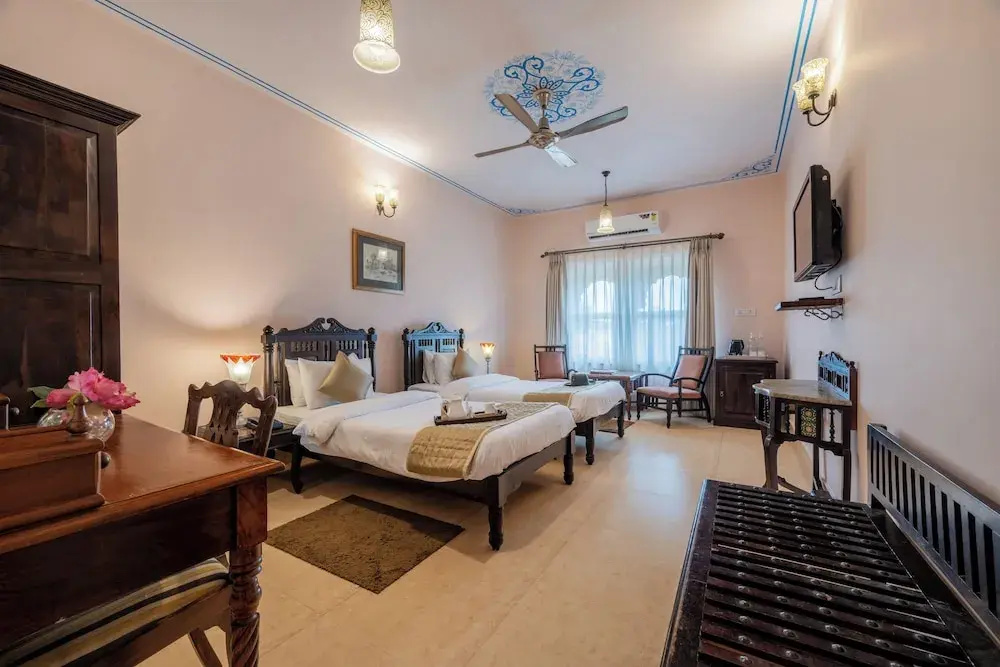Superior room