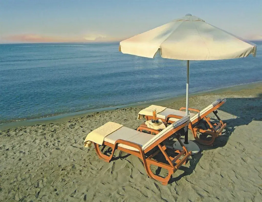 Beach & Waterfront