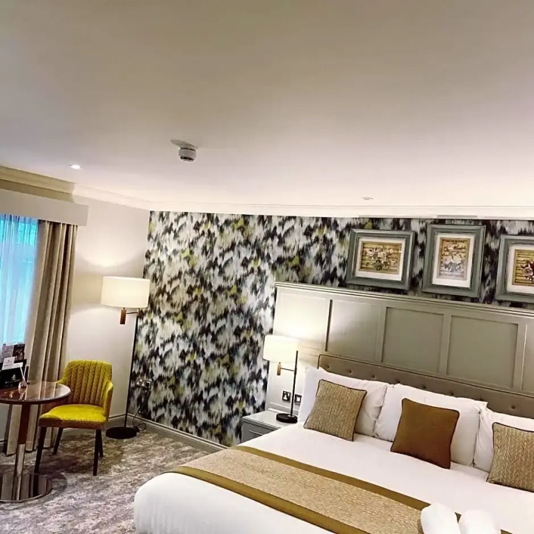 Superior Double room (full double bed)