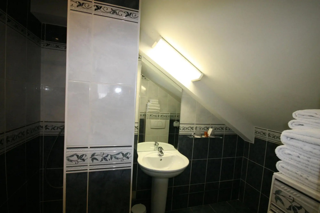 Afficher la photo 8 — Hotel de la Gare Troyes Centre