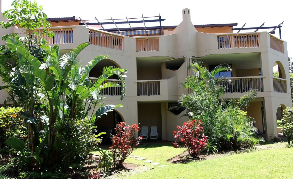 La Lucia Sands