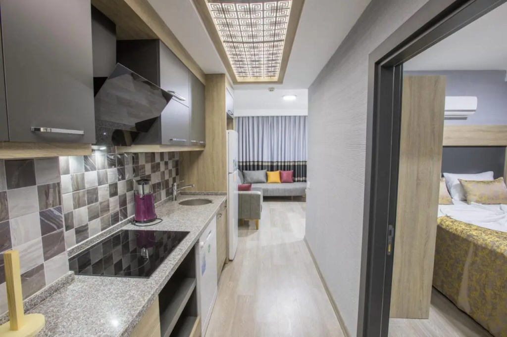 Elanis Suites — фото
