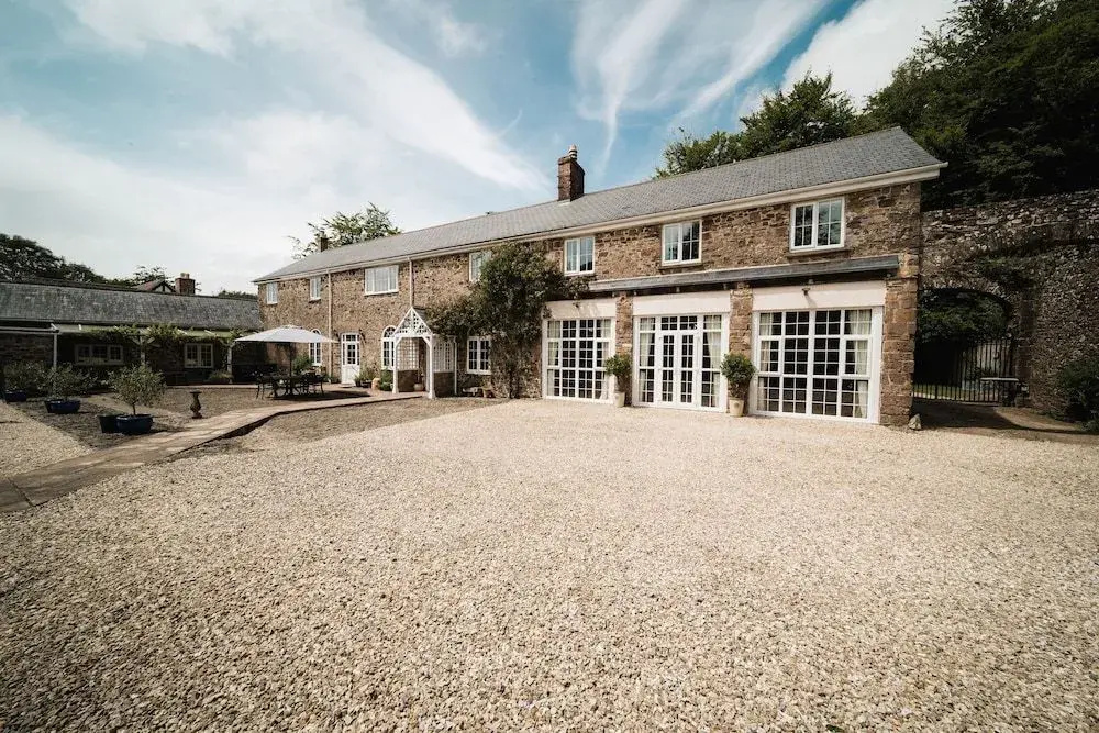 Stoodleigh Court Coach House B&B