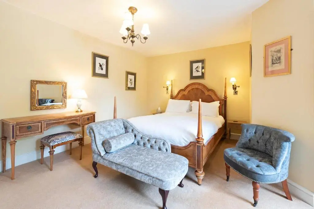 Corinium Hotel & Restaurant - Chambres