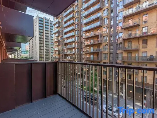 Chic Luna Apartments near Wembley Park by MySquare
