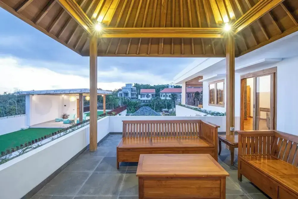 Luxurious 6 BR With Sea View, 5 Mins to Savaya