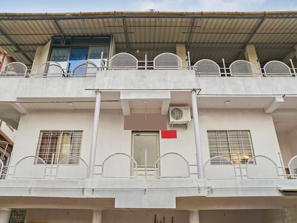 Hotel Laxmi Inn Mahabaleshwar in Mahabaleshwar