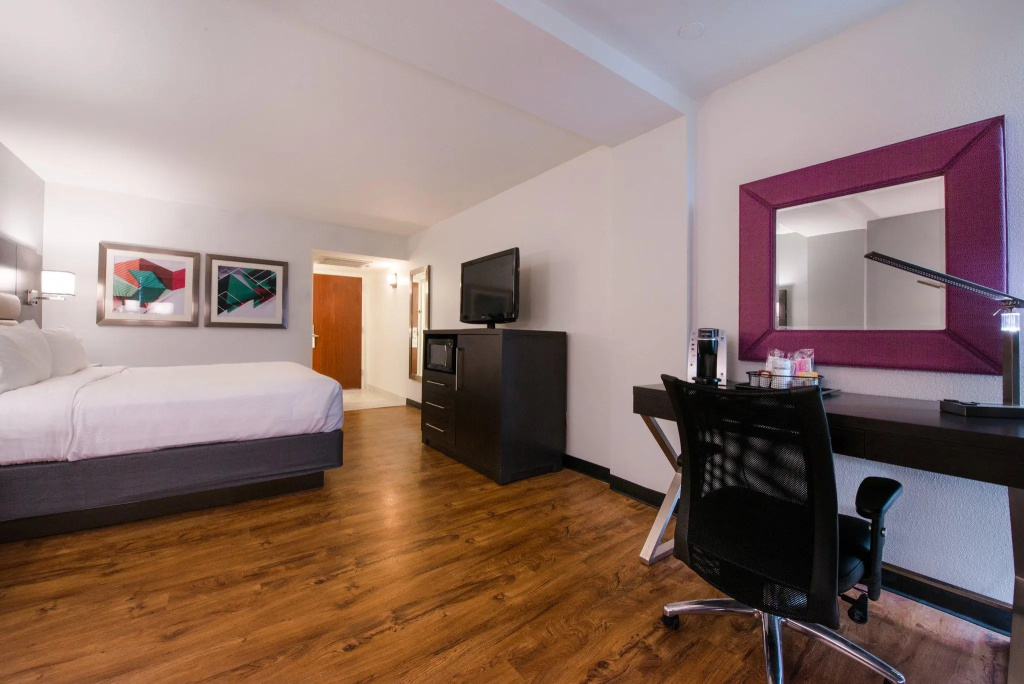Holiday Inn Hotel & Suites Beaumont Plaza (I-10 & Walden) by IHG - Chambres