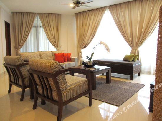 Samsuria Beach Resort & Residence