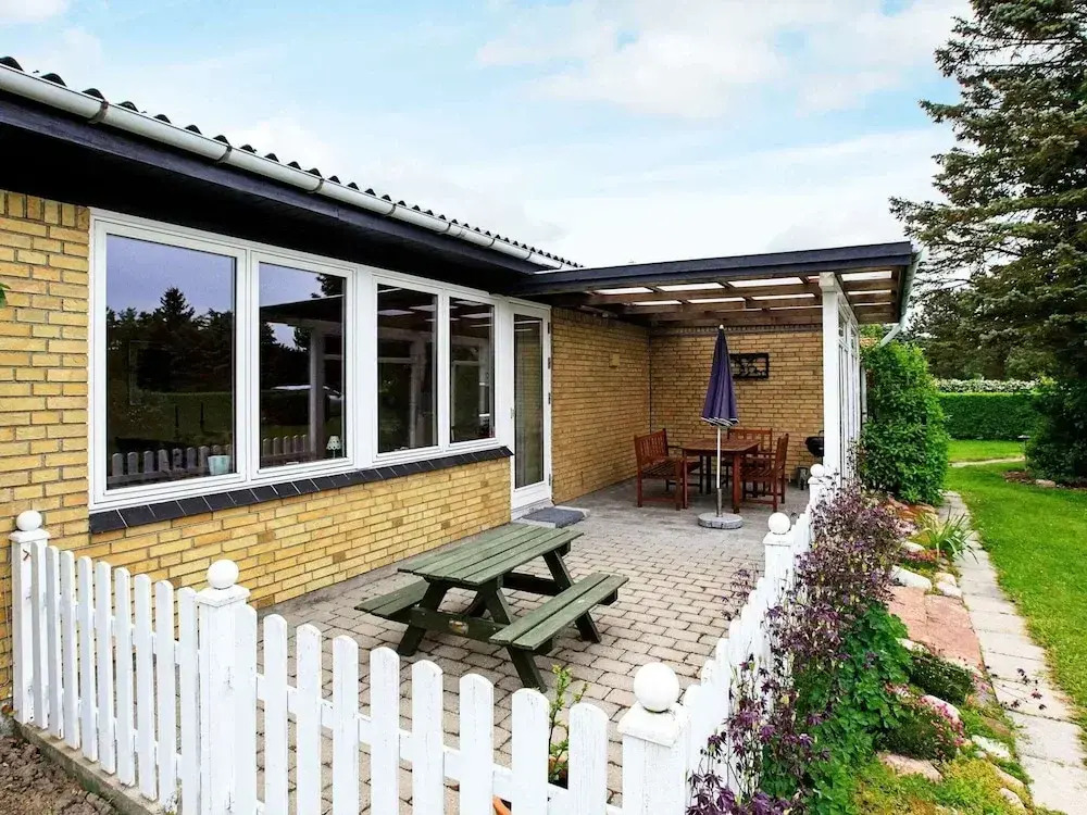 4 Person Holiday Home In Dannemare