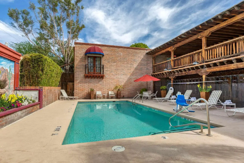 Comfort Suites Tucson near Sabino Canyon - Général