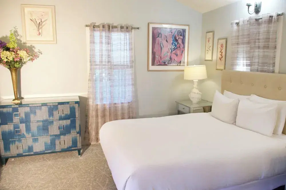 Standard Double room with mountain view (full double bed)