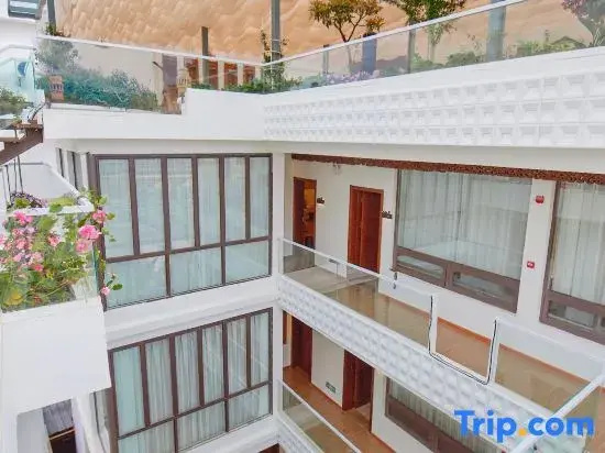 Xilu·Muxinju Coffee Garden Scenic Boutique Stay (Lijiang Gucheng South Gate)