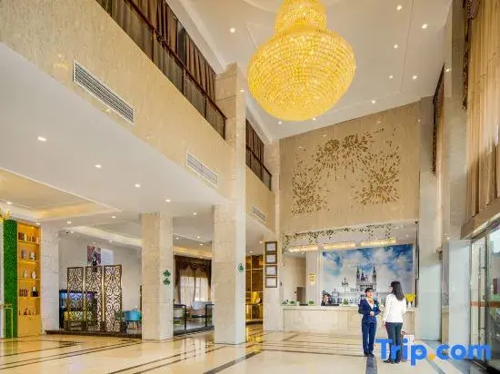 Lobby & Reception