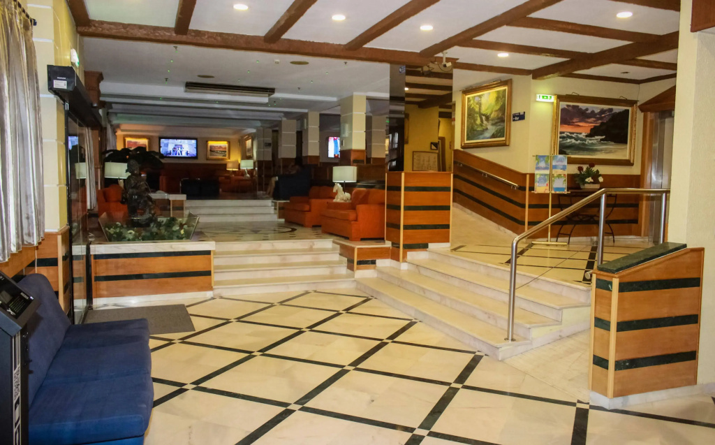 Baía Beach Hotel - Général