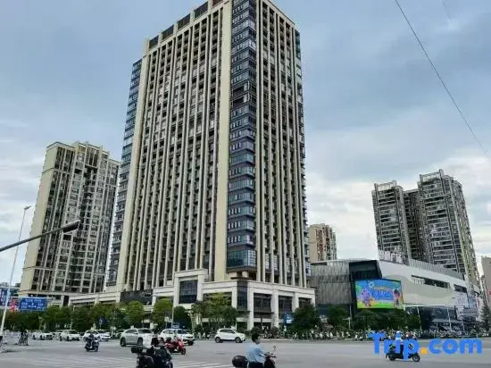 Sixi Homestay (HezhouAilian Lake Qilin Plaza)